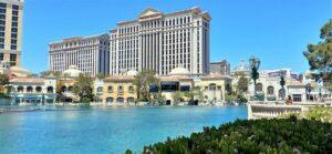Caesars Palace vs Bellagio: Which Las Vegas Resort Wins