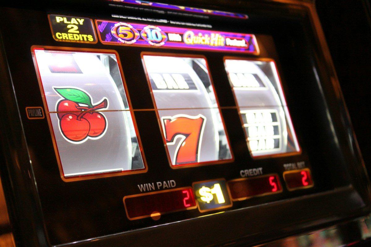 Super Slots Casino Review 2026: 300 Free Spins & Fast Payouts