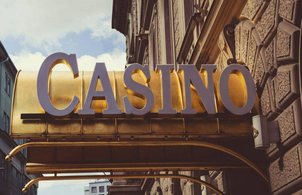 Gamdom vs Stake: Which Crypto Casino Really Wins in 2026?