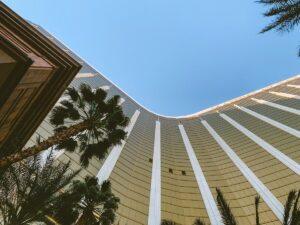 Bellagio vs Mandalay Bay: Where Should You Stay in Vegas