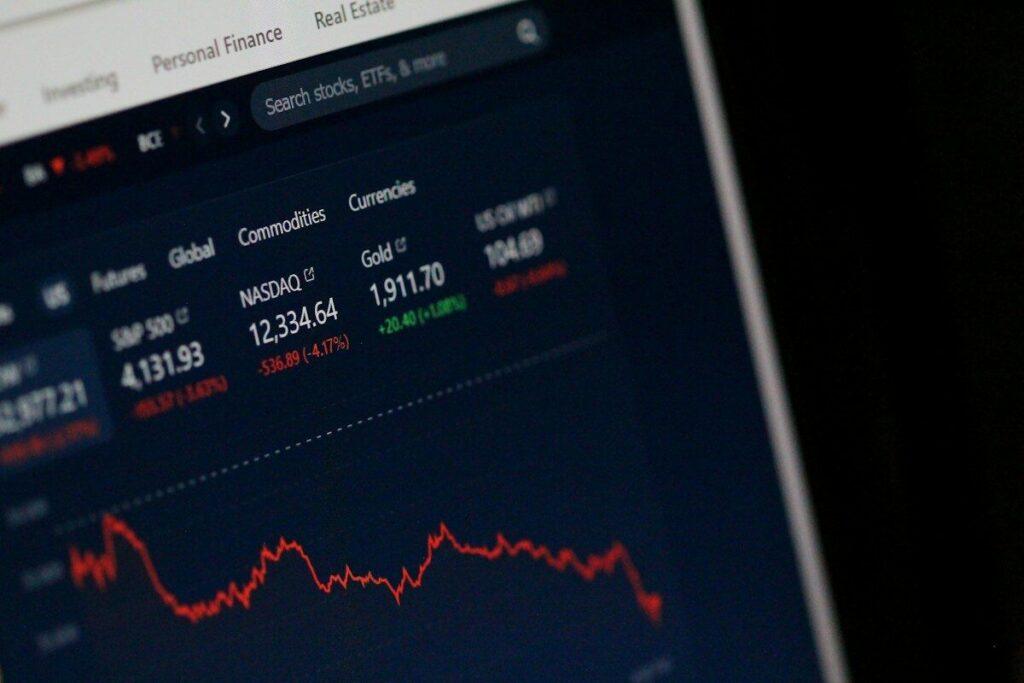 Kalshi vs Robinhood: Which Prediction Market Wins in 2026
